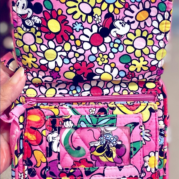 Vera Bradley Just Mousing Around Quilted Crossbody - Picture 8 of 15